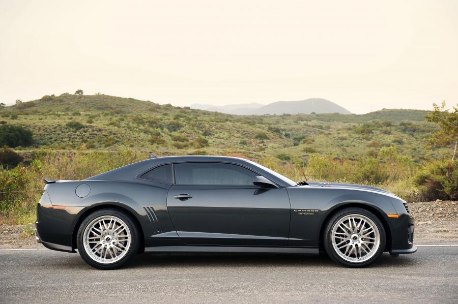  Chevrolet Camaro ZL1 HPE700 by Hennessey 2012 года  (фото 10 из 22)